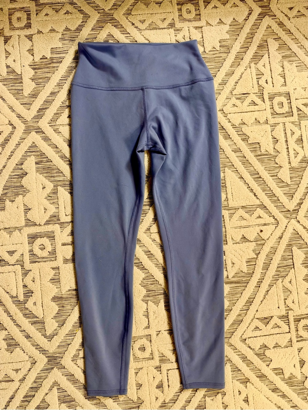 ALO Yoga Women’s Leggings in Winter Frost